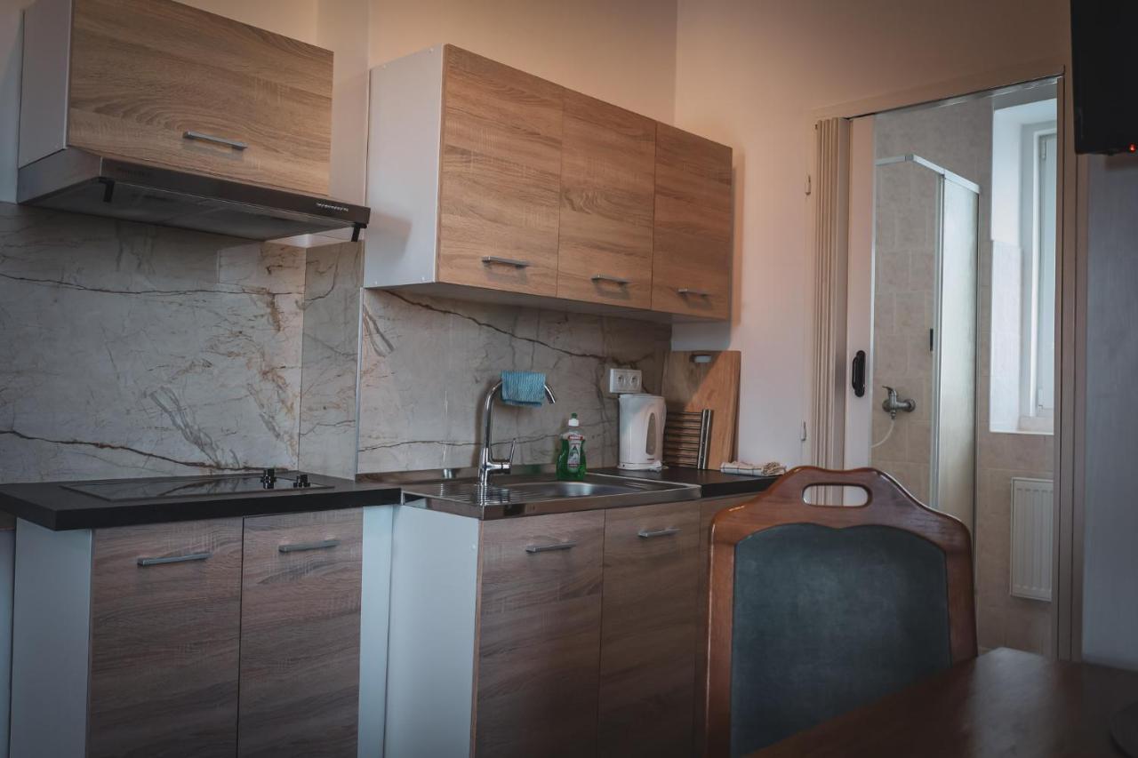 Hotel Apartment Faraon Rumburk Exterior foto